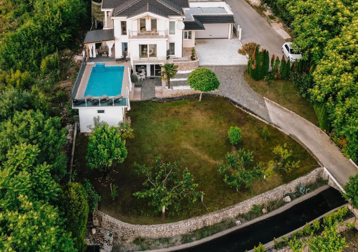 Ferienhaus Široki Brijeg 외부 사진
